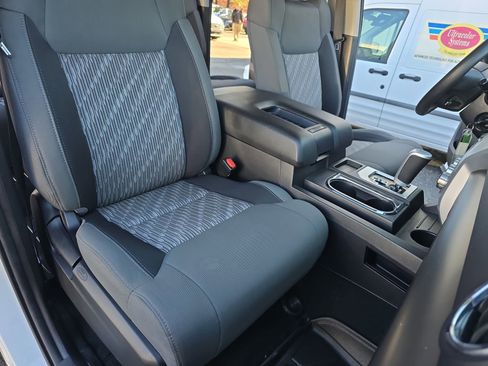 Used 2021 Toyota Tundra SR5 w/ Convenience Package image 14