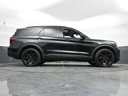 Used 2023 Ford Explorer ST w/ Equipment Group 401A AWD/4WD image 42