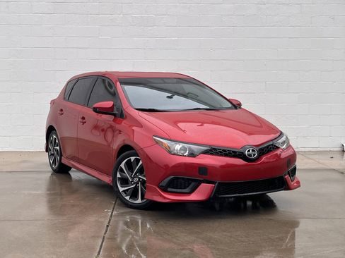 Used 2016 Scion iM 5dr HB Man (Natl) image 1
