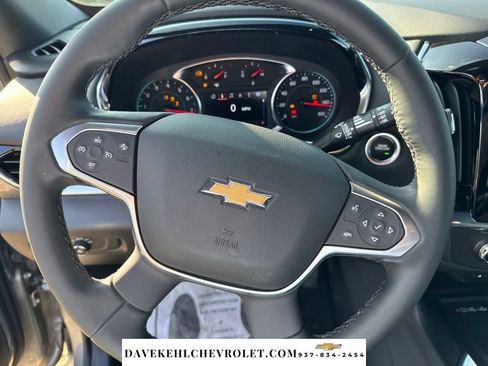Used 2023 Chevrolet Traverse LT AWD/4WD image 10