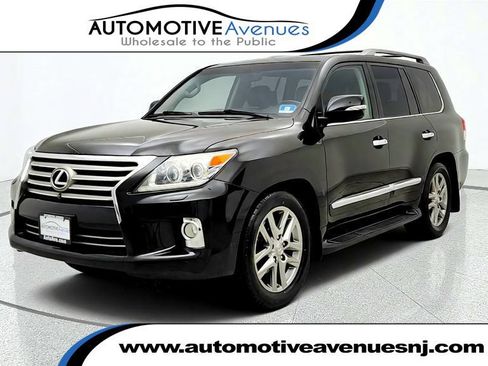 Used 2013 Lexus LX 570 4WD w/ Luxury Pkg image 1