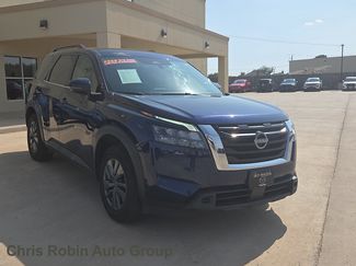 Used 2024 Nissan Pathfinder SV FWD video 1