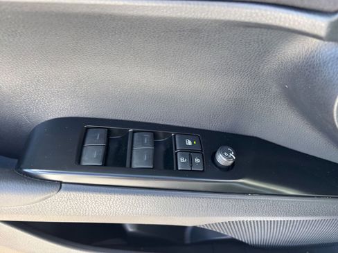 Used 2025 Toyota Camry LE image 20