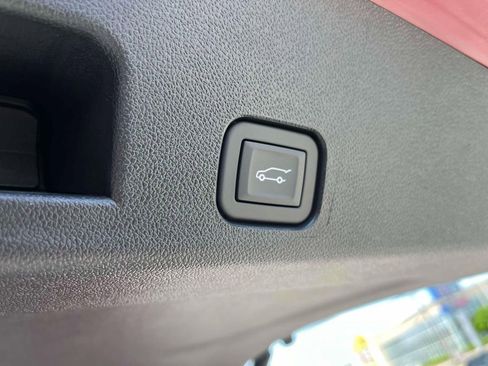 New 2026 GMC Acadia AT4 w/ Super Cruise Package AWD/4WD image 19