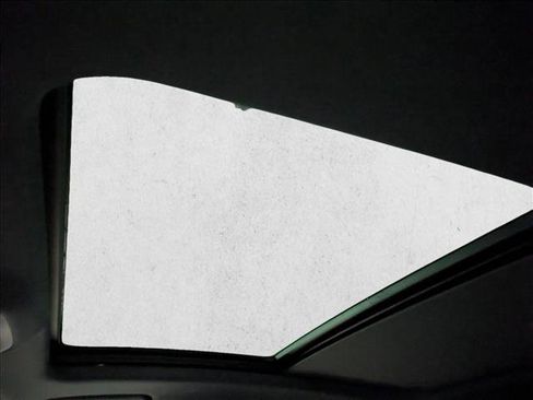 Used 2025 Audi Q3 2.0T Premium image 16