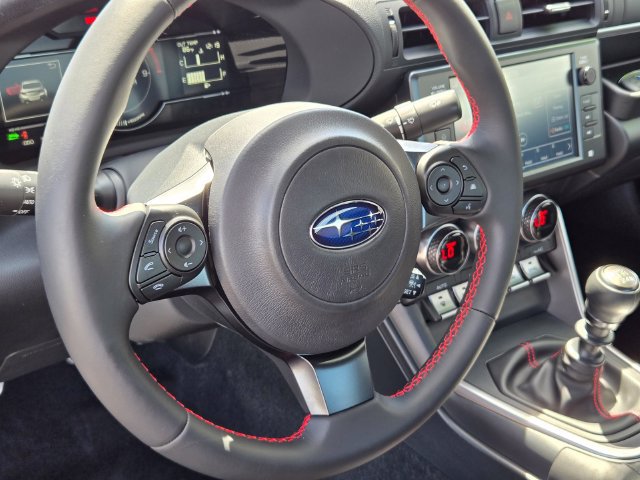 Used 2024 Subaru BRZ Limited RWD image 9