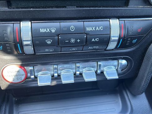 Used 2015 Ford Mustang GT Premium image 37