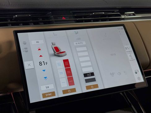 New 2026 Land Rover Range Rover Sport Dynamic SE image 16