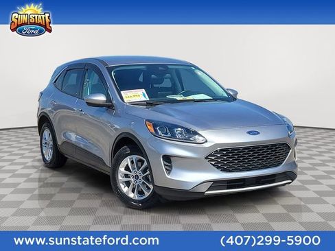Used 2021 Ford Escape SE w/ Convenience Package FWD image 1
