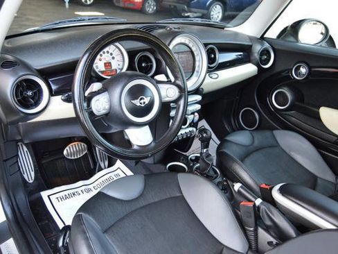 Used 2009 MINI Cooper Clubman S image 16