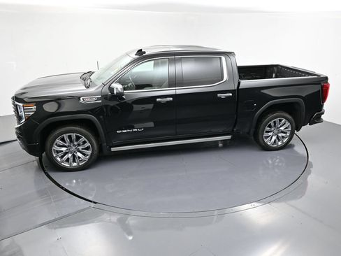 Used 2022 GMC Sierra 1500 Denali w/ Denali Reserve Package AWD/4WD image 33