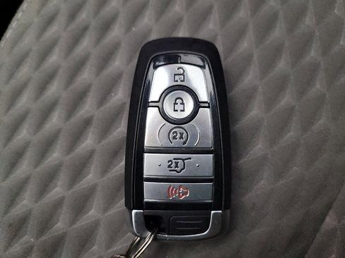 Used 2021 Ford Escape SE w/ Convenience Package image 32