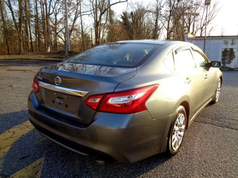 Used 2016 Nissan Altima 2.5 S w/ Power Driver Seat Package image 33