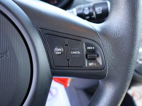 Used 2012 Kia Soul FWD image 28
