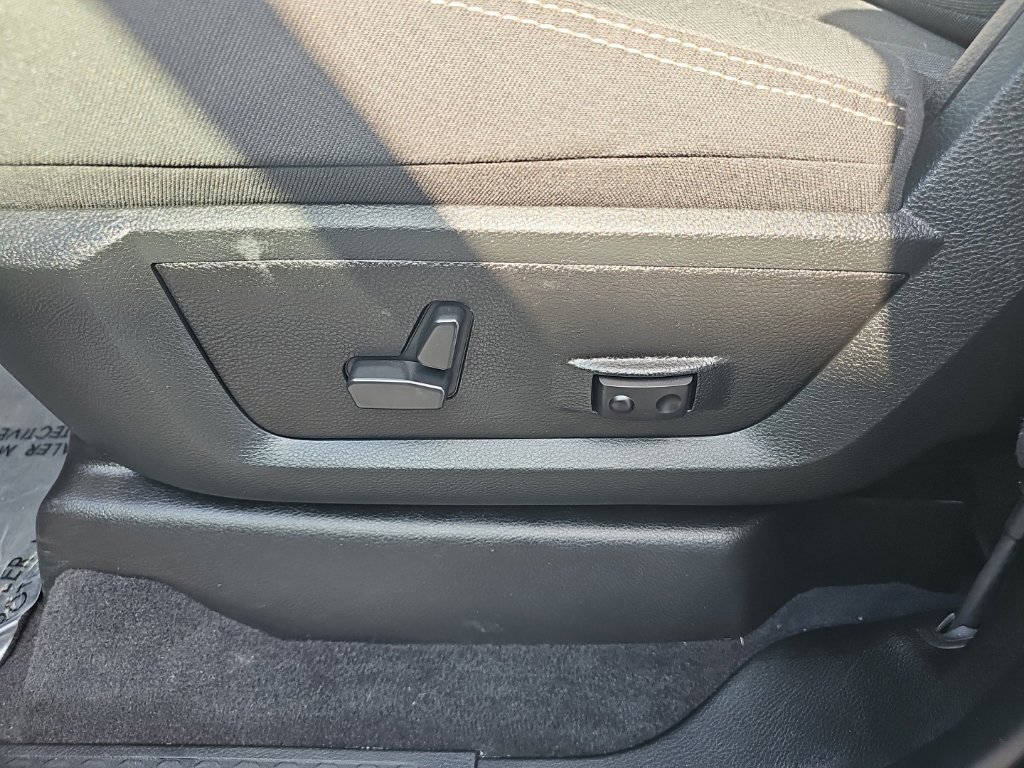 Certified 2026 RAM 2500 Big Horn AWD/4WD image 26