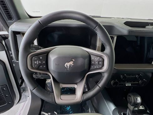 New 2025 Ford Bronco Outer Banks image 8