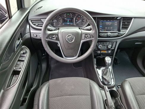 Used 2022 Buick Encore Preferred w/ Safety Package image 12