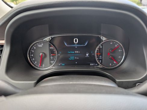 Used 2017 GMC Acadia Denali w/ Technology Package FWD image 14