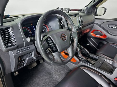 Used 2023 Nissan Frontier PRO-4X w/ Pro-4X Premium Package AWD/4WD image 8