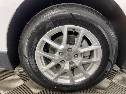 Used 2024 Chevrolet Equinox LT image 26