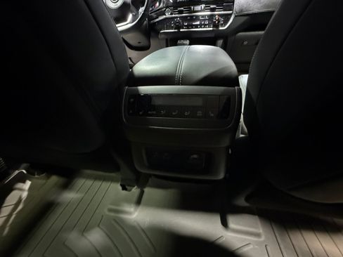 Certified 2024 Nissan Pathfinder Platinum image 32