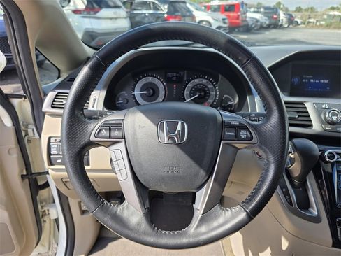 Used 2014 Honda Odyssey EX-L image 16