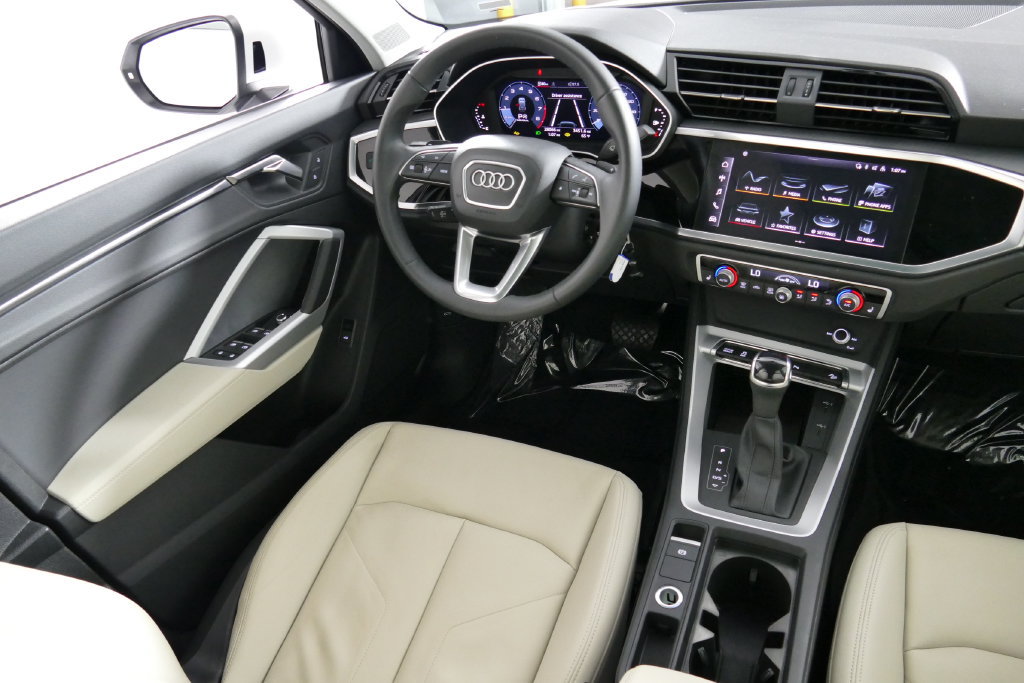 Used 2025 Audi Q3 2.0T Premium AWD/4WD image 21