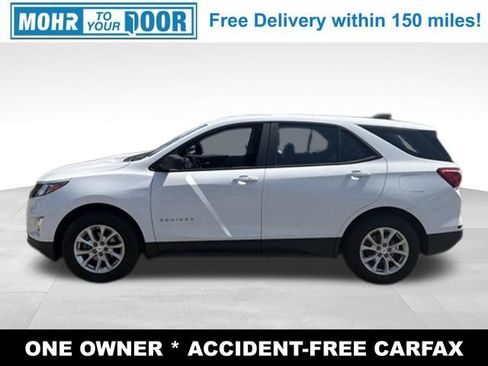 Used 2020 Chevrolet Equinox LS FWD image 2