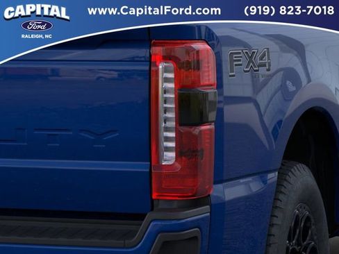New 2026 Ford F250 Lariat w/ Black Appearance Package image 21