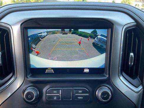 Used 2021 Chevrolet Silverado 1500 LT w/ Bed Protection Package AWD/4WD image 17