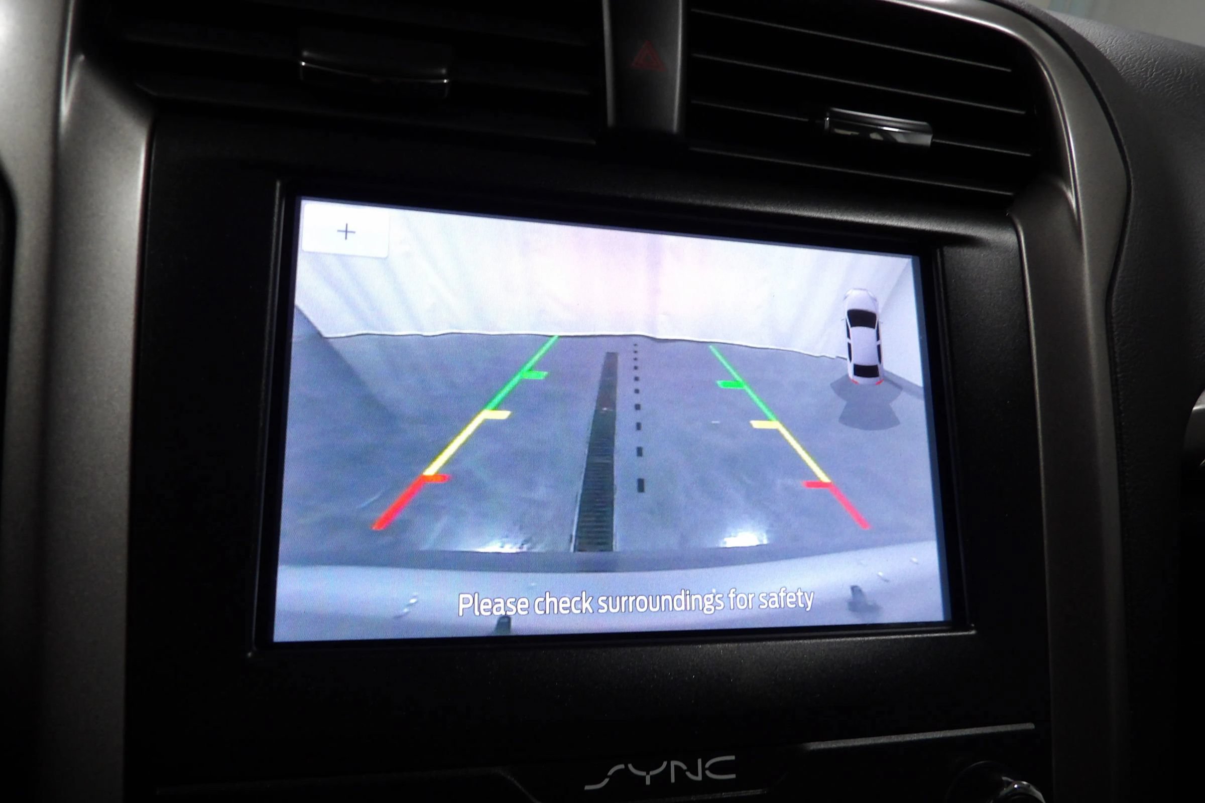 Used 2020 Ford Fusion SE FWD image 17