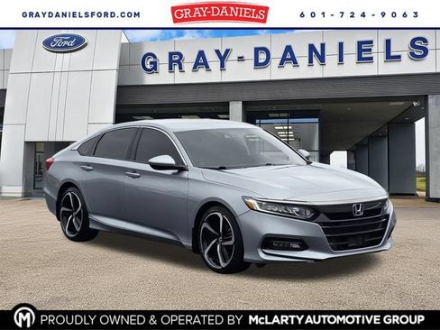 Used 2018 Honda Accord Sport image 1