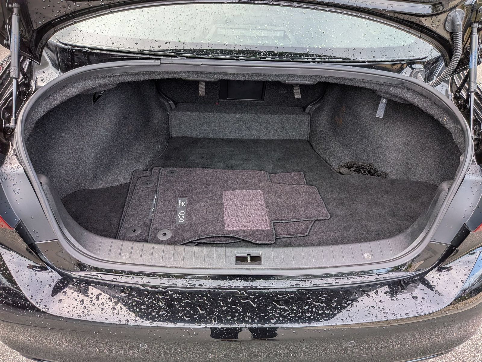 Used 2023 INFINITI Q50 Luxe w/ Cargo Package RWD image 32