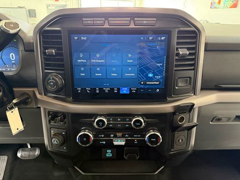 Used 2024 Ford F150 XLT w/ Tow/Haul Package image 27