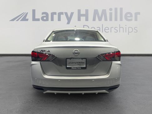 New 2025 Nissan Versa SV w/ Trunk Package image 4