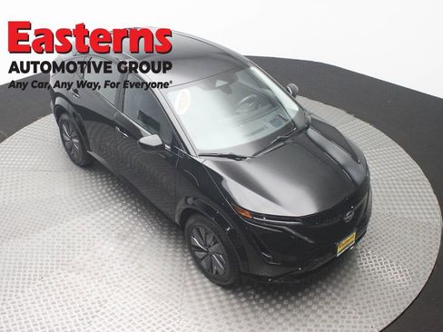 Used 2023 Nissan Ariya AWD image 3