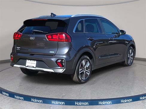Used 2020 Kia Niro LXS image 7