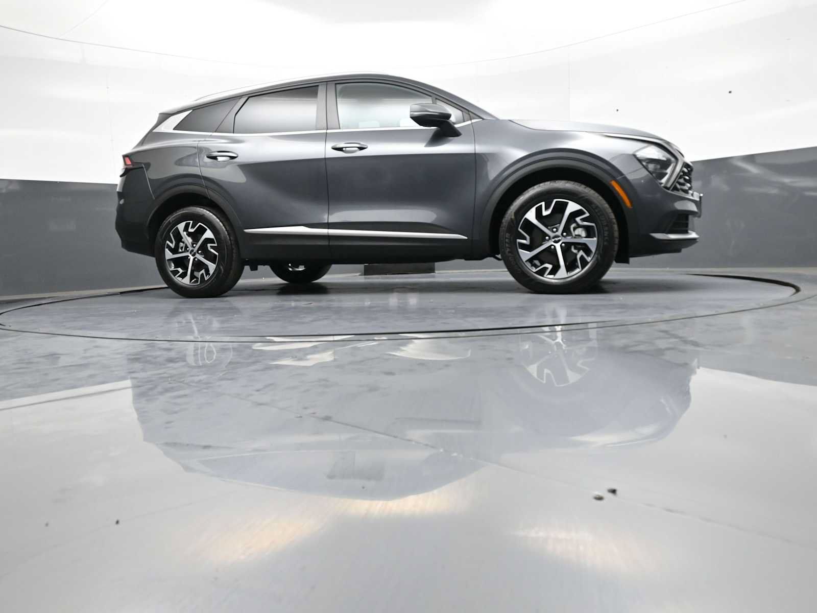 Certified 2023 Kia Sportage EX AWD/4WD image 28