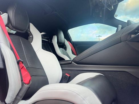 Used 2021 Chevrolet Corvette Stingray Preferred Cpe w/ 2LT image 21