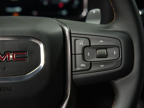 New 2026 GMC Sierra 1500 AT4 w/ AT4 Premium Package AWD/4WD image 38