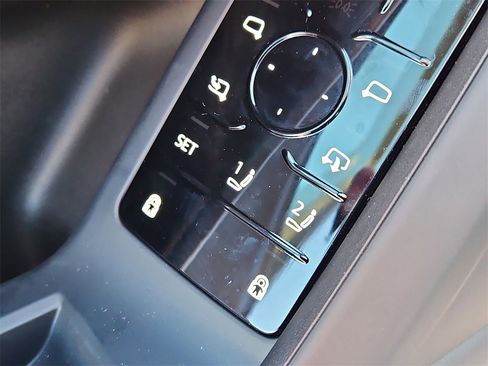 New 2025 Audi Q5 Premium image 13