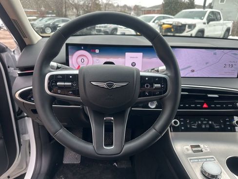 Used 2026 Genesis GV70 2.5T Advanced image 11