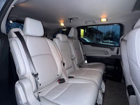 Used 2023 Honda Odyssey EX-L image 15