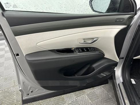 New 2026 Hyundai Tucson Limited image 11