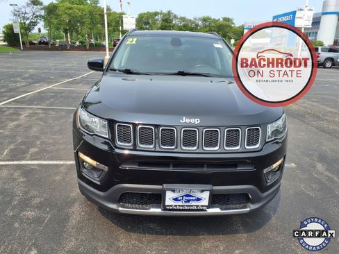 Used 2021 Jeep Compass Latitude image 2
