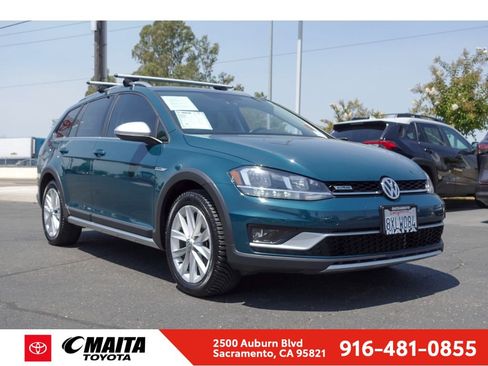 Used 2019 Volkswagen Golf Alltrack S AWD/4WD image 1