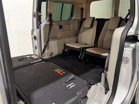 Used 2022 Ford Transit Connect XLT FWD image 20