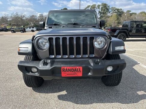 Used 2020 Jeep Wrangler Sport image 2