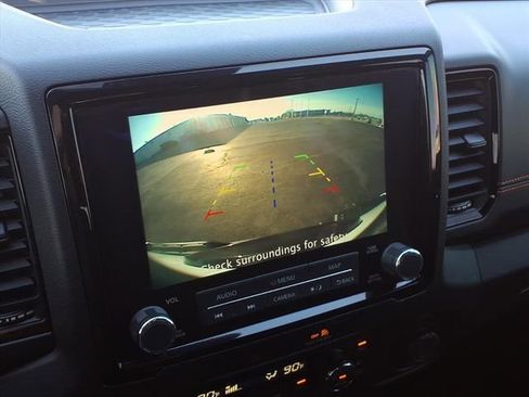 Certified 2022 Nissan Frontier PRO-4X image 10