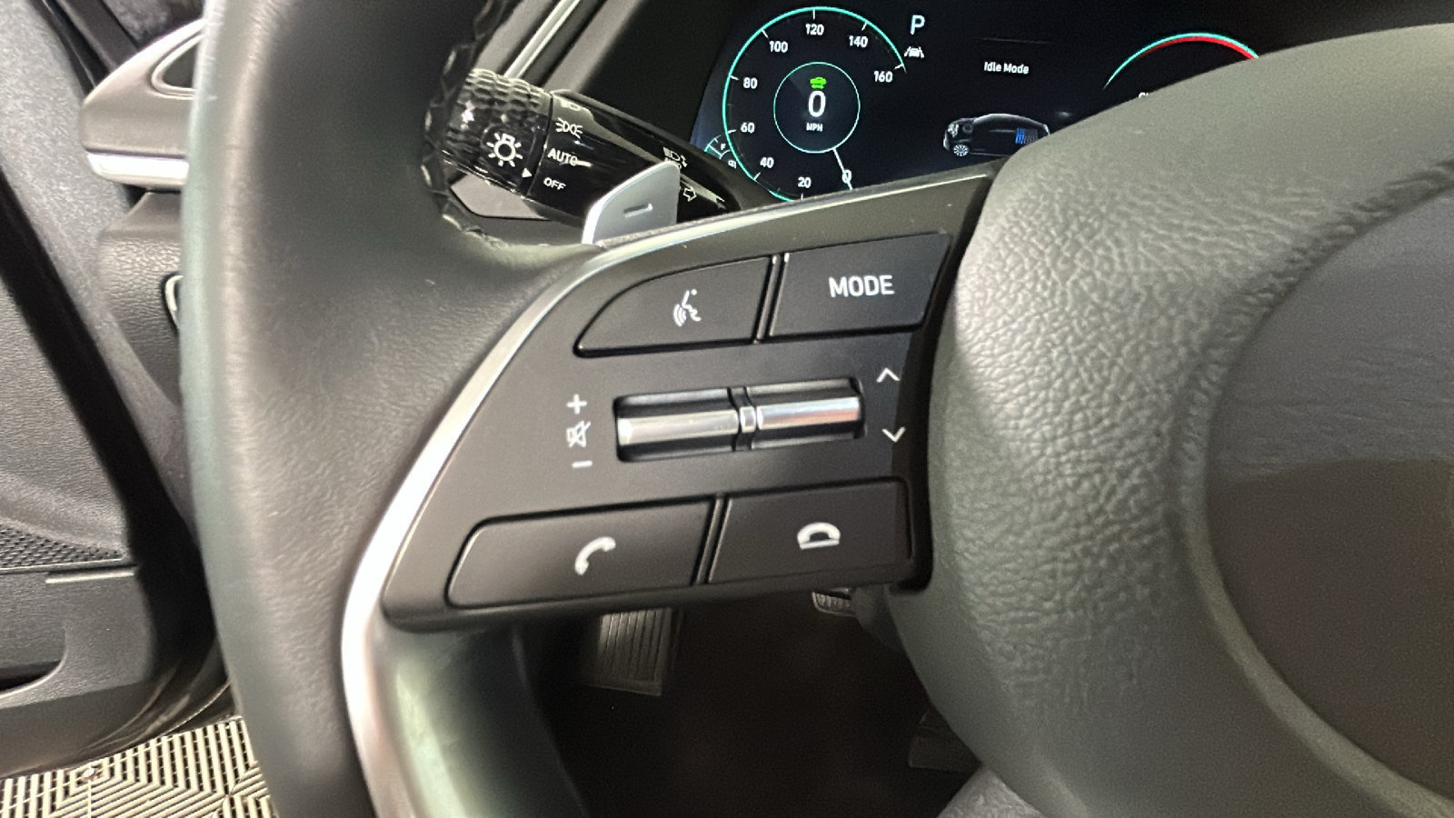 Used 2023 Hyundai Sonata Limited w/ Cargo Package FWD image 20
